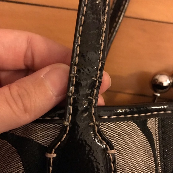 Coach Handbag - Picture 6 of 8